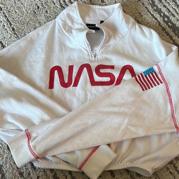 Sweater crop nasa Outlet